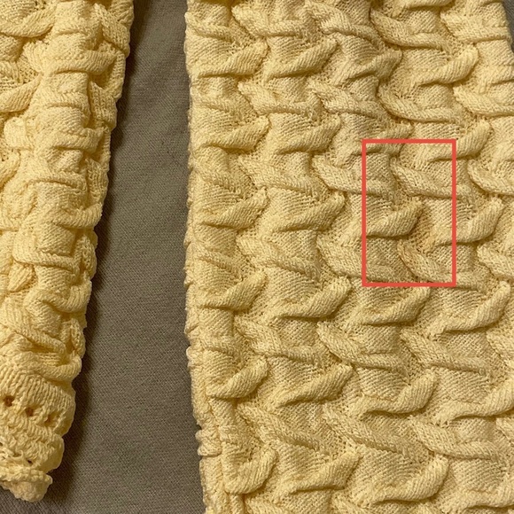 ST. JOHN COLLECTION by MARIE GRAY Vintage Tie Front Knitted Cardigan - Picture 6 of 10